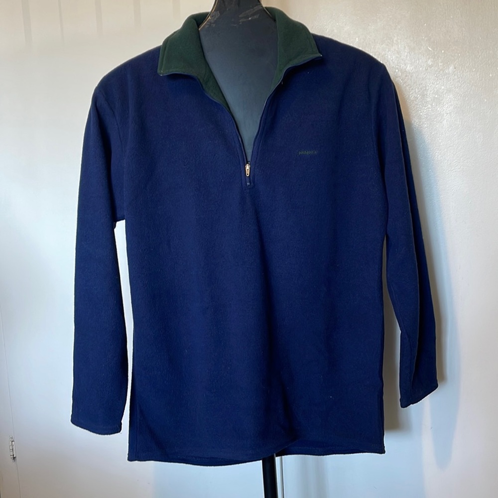 PATAGONIA CAPILENE  Mens  Pull-over  jacket size LARGE